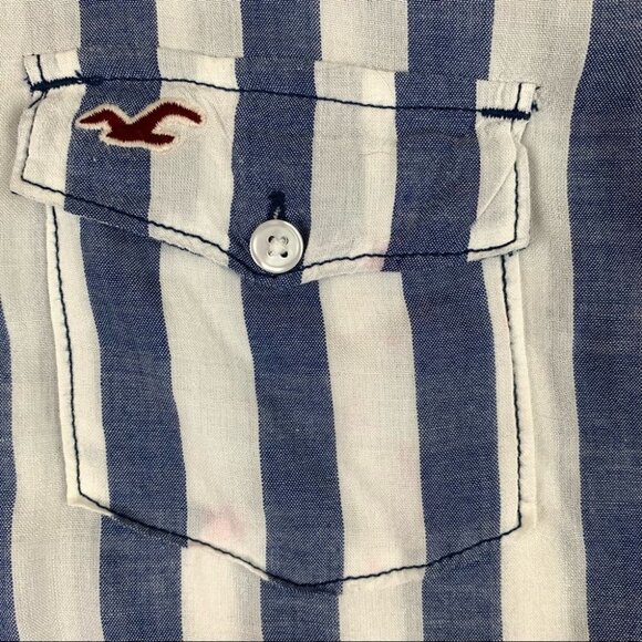 Hollister Cotton Blue Striped Button Up size Medium - Picture 3 of 13
